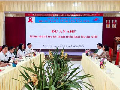 Tổ chức AHF giám sát hỗ trợ kỹ thuật triển khai tại Trung tâm Y tế Văn Yên